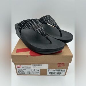 NEW Fitflop Lulu art denim flip flops black sandals shoes women’s size 9 EUR 41